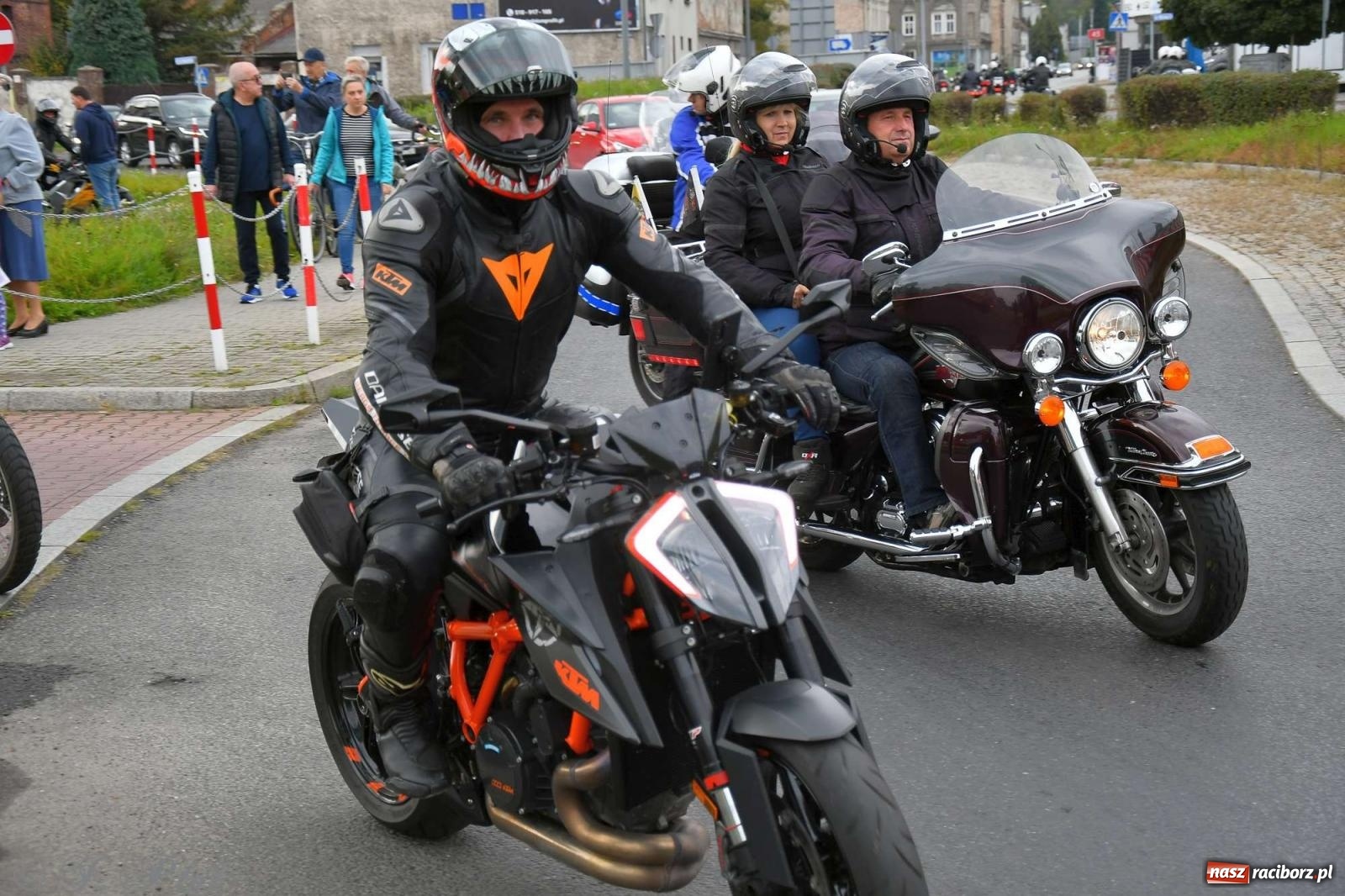 Zdjęcie w galerii na portalu naszraciborz.pl: Sezon na finiszu. Motocyklowe nieszpory przy św. Krzyżu [FOTO i WIDEO] wiadomości z regionu