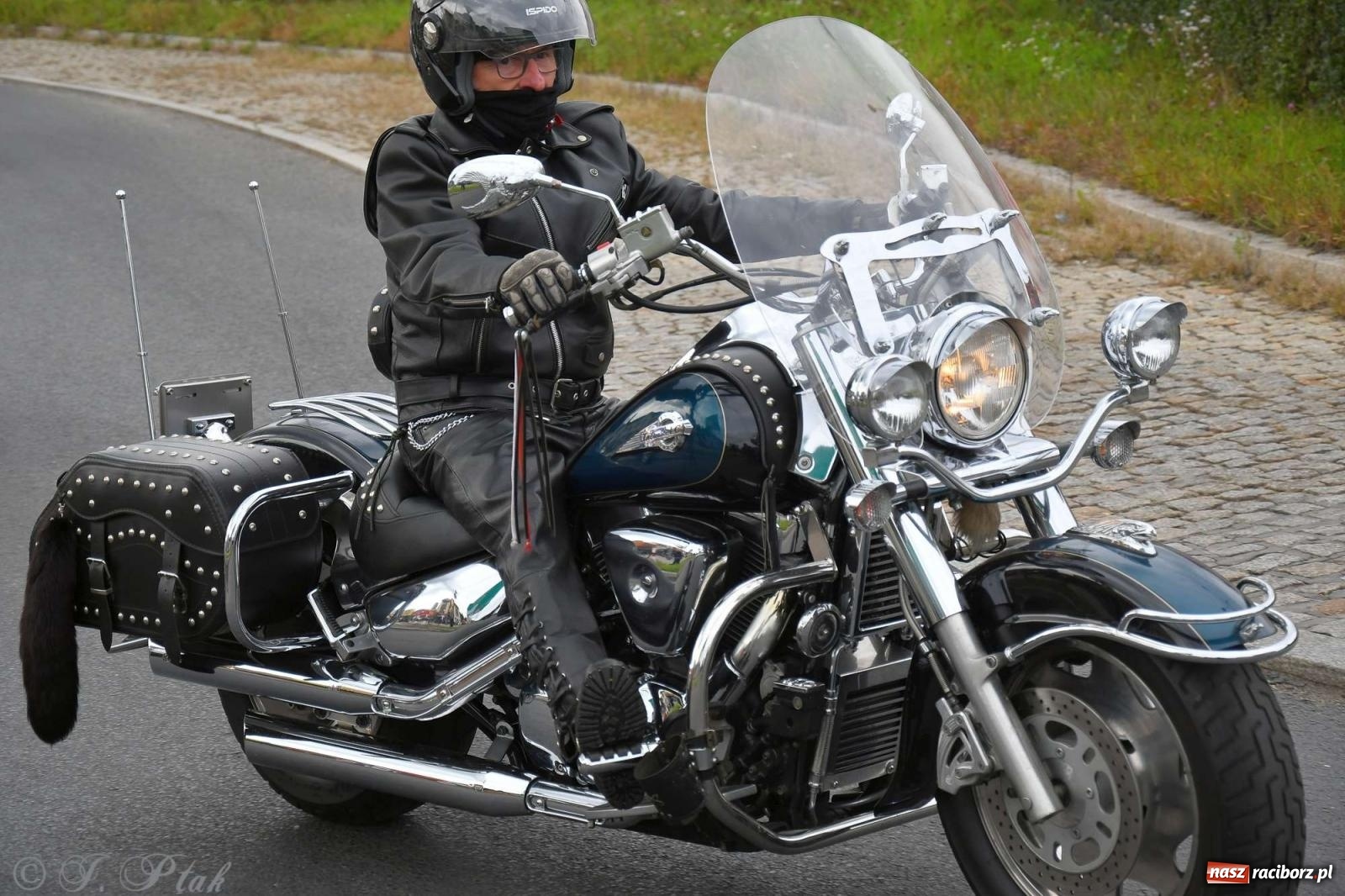 Zdjęcie w galerii na portalu naszraciborz.pl: Sezon na finiszu. Motocyklowe nieszpory przy św. Krzyżu [FOTO i WIDEO] wiadomości z regionu