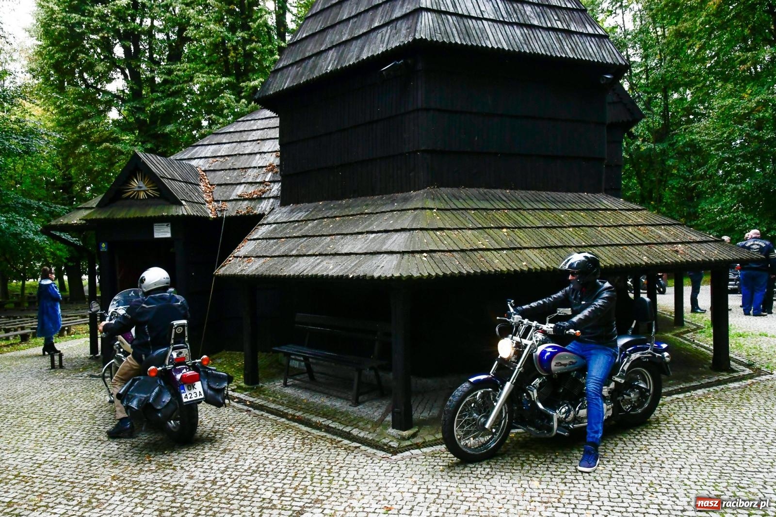 Zdjęcie w galerii na portalu naszraciborz.pl: Sezon na finiszu. Motocyklowe nieszpory przy św. Krzyżu [FOTO i WIDEO] wiadomości z regionu