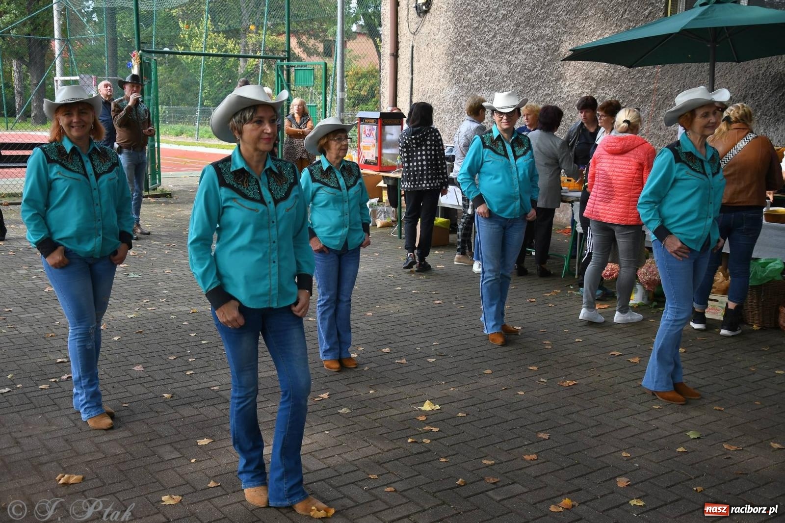 Zdjęcie w galerii na portalu naszraciborz.pl: Racibórz włączył się do pomocy dla Mikiego wiadomości z regionu