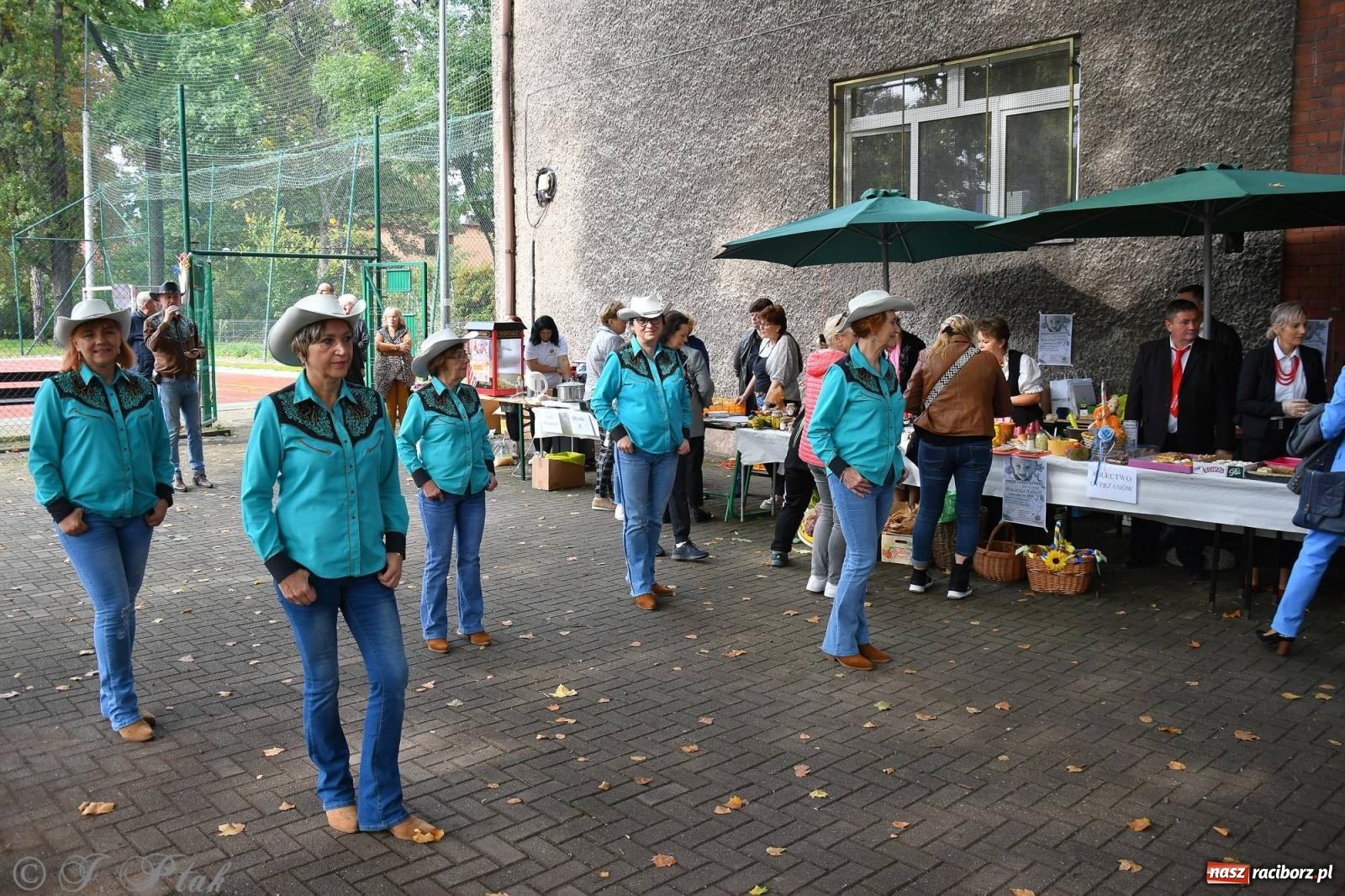 Zdjęcie w galerii na portalu naszraciborz.pl: Racibórz włączył się do pomocy dla Mikiego wiadomości z regionu