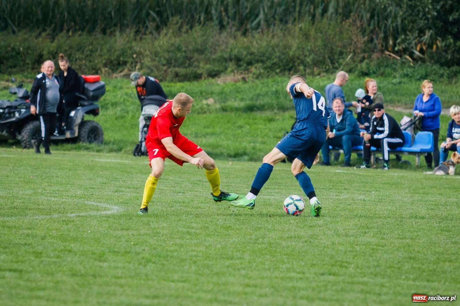 Zdjęcie w galerii na portalu naszraciborz.pl: Niespodzianka w Cyprzanowie. Outsider pokonał faworyta [FOTO] wiadomości z regionu