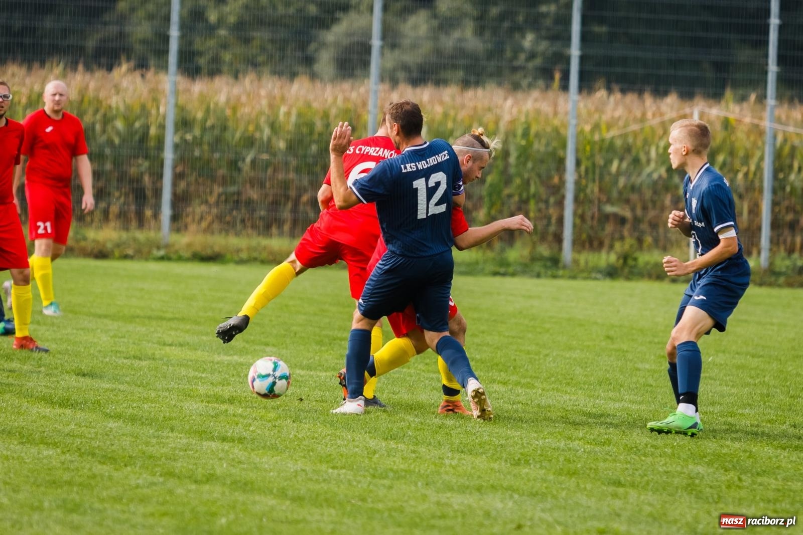 Zdjęcie w galerii na portalu naszraciborz.pl: Niespodzianka w Cyprzanowie. Outsider pokonał faworyta [FOTO] wiadomości z regionu