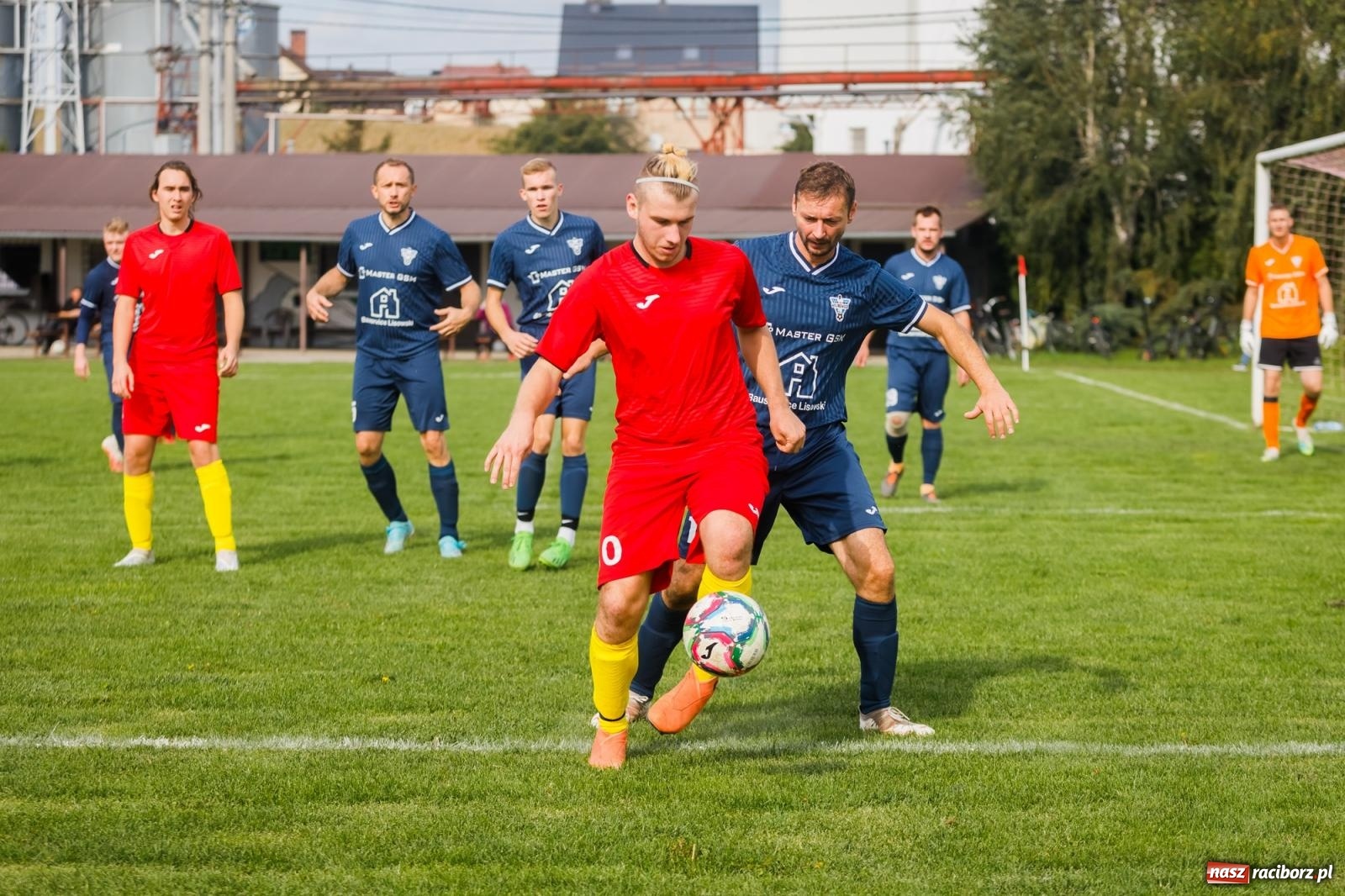 Zdjęcie w galerii na portalu naszraciborz.pl: Niespodzianka w Cyprzanowie. Outsider pokonał faworyta [FOTO] wiadomości z regionu