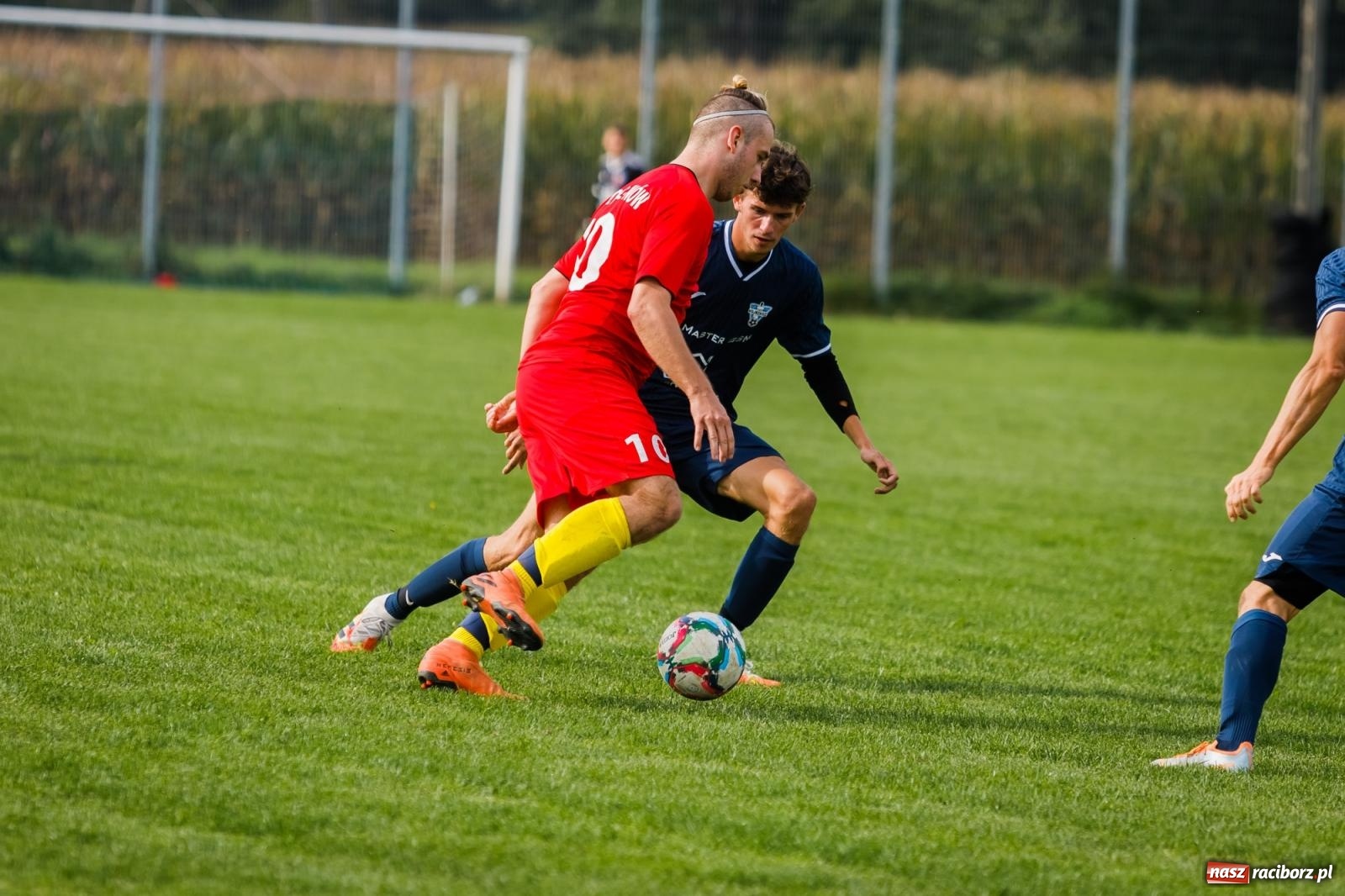Zdjęcie w galerii na portalu naszraciborz.pl: Niespodzianka w Cyprzanowie. Outsider pokonał faworyta [FOTO] wiadomości z regionu