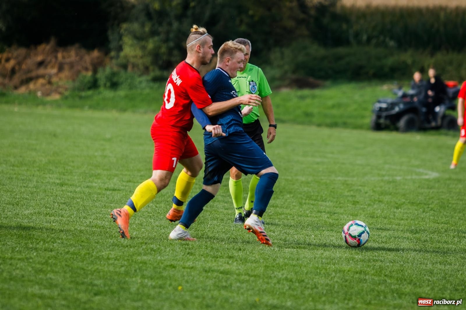 Zdjęcie w galerii na portalu naszraciborz.pl: Niespodzianka w Cyprzanowie. Outsider pokonał faworyta [FOTO] wiadomości z regionu