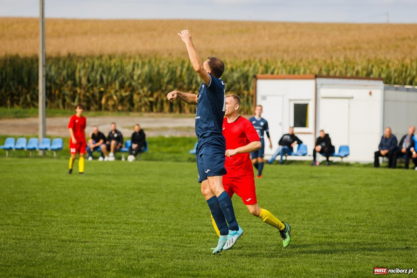 Zdjęcie w galerii na portalu naszraciborz.pl: Niespodzianka w Cyprzanowie. Outsider pokonał faworyta [FOTO] wiadomości z regionu