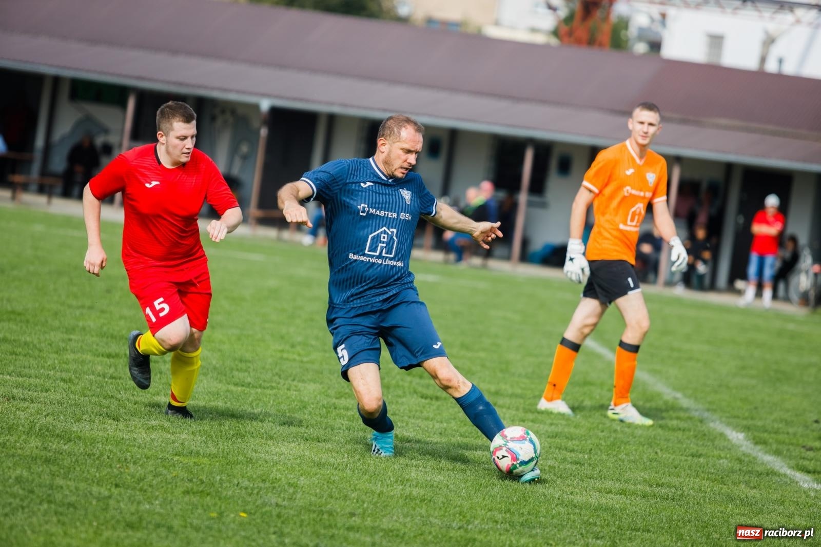 Zdjęcie w galerii na portalu naszraciborz.pl: Niespodzianka w Cyprzanowie. Outsider pokonał faworyta [FOTO] wiadomości z regionu