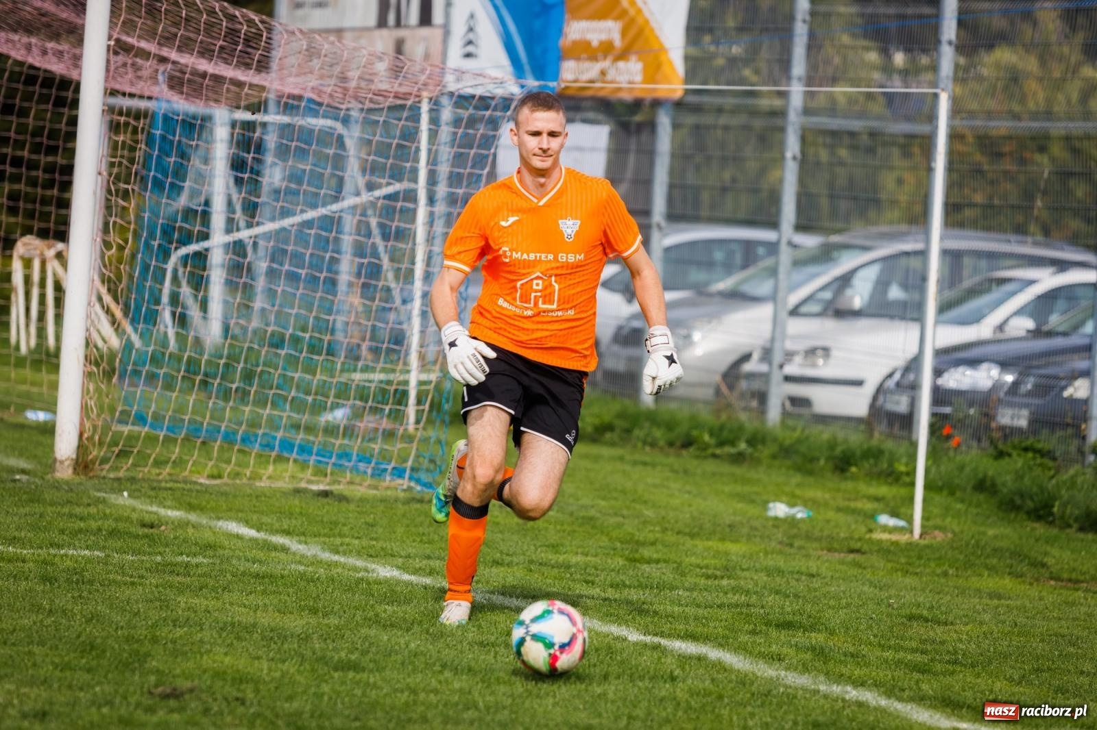 Zdjęcie w galerii na portalu naszraciborz.pl: Niespodzianka w Cyprzanowie. Outsider pokonał faworyta [FOTO] wiadomości z regionu