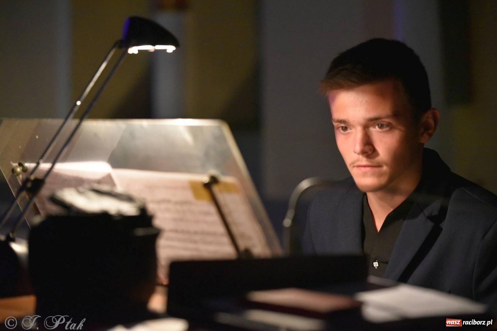 Zdjęcie w galerii na portalu naszraciborz.pl: Solidaris Bras i młodzi wirtuozi organów w kościele na Ostrogu wiadomości z regionu