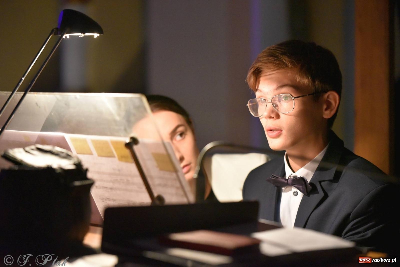 Zdjęcie w galerii na portalu naszraciborz.pl: Solidaris Bras i młodzi wirtuozi organów w kościele na Ostrogu wiadomości z regionu