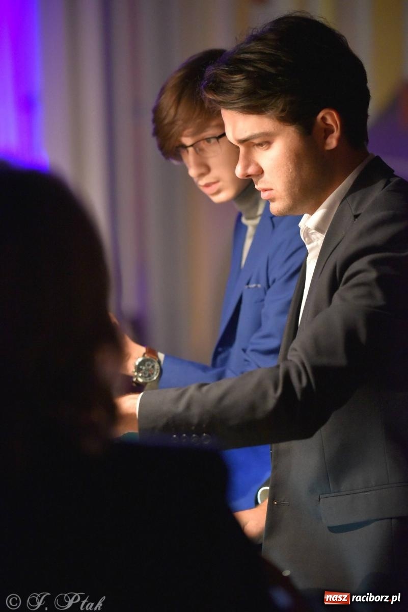 Zdjęcie w galerii na portalu naszraciborz.pl: Solidaris Bras i młodzi wirtuozi organów w kościele na Ostrogu wiadomości z regionu