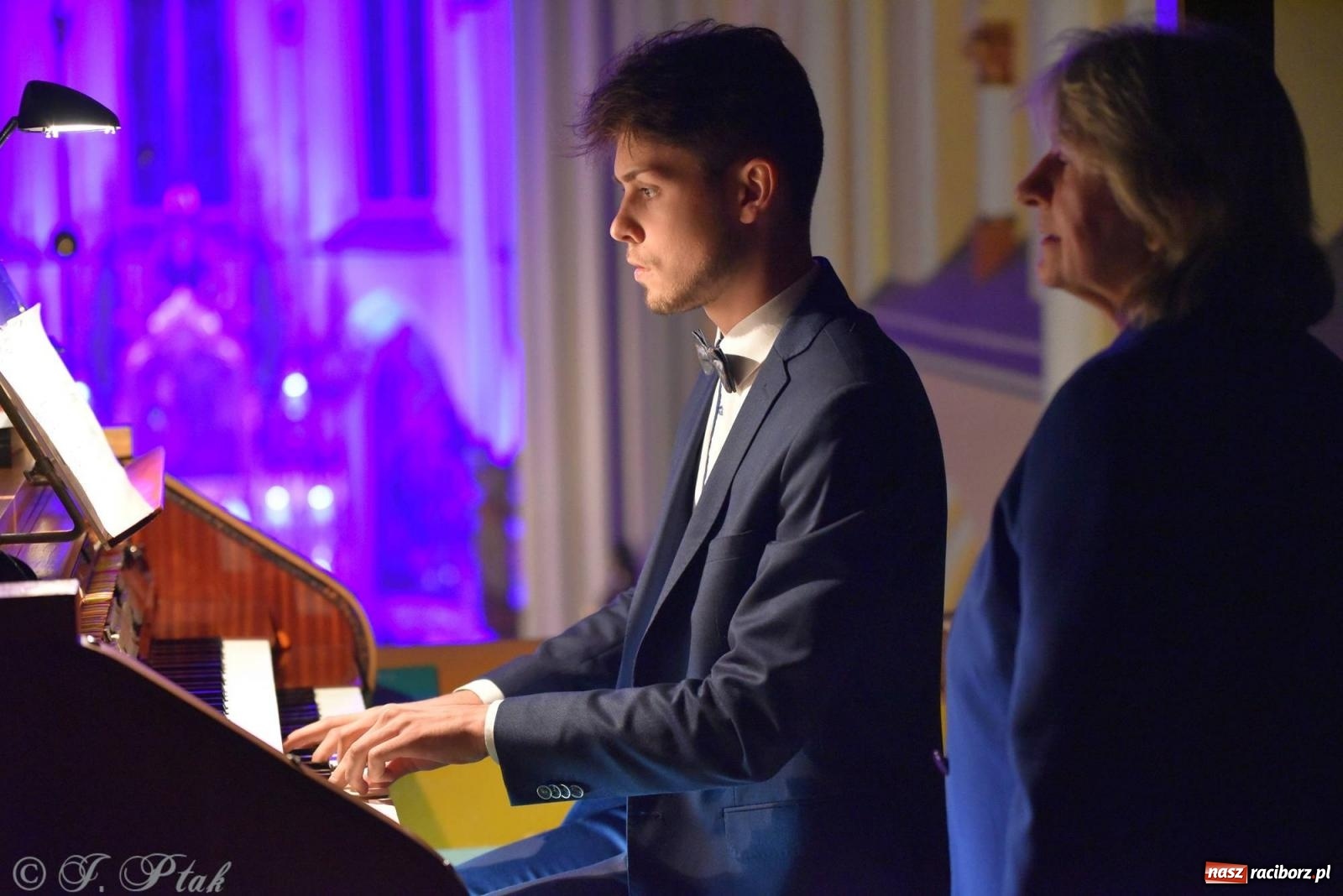 Zdjęcie w galerii na portalu naszraciborz.pl: Solidaris Bras i młodzi wirtuozi organów w kościele na Ostrogu wiadomości z regionu