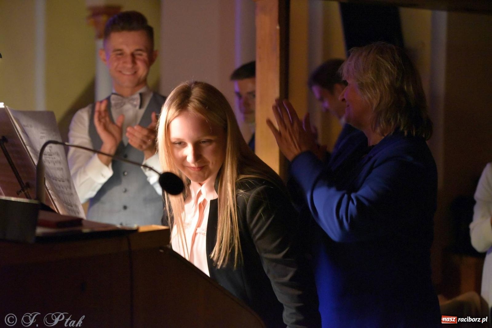 Zdjęcie w galerii na portalu naszraciborz.pl: Solidaris Bras i młodzi wirtuozi organów w kościele na Ostrogu wiadomości z regionu