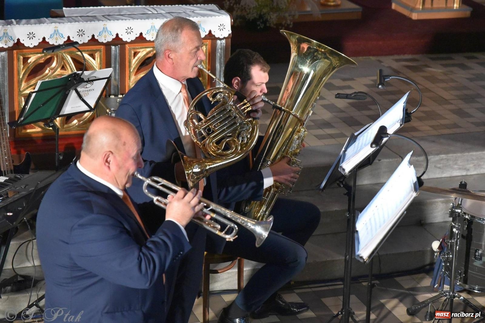 Zdjęcie w galerii na portalu naszraciborz.pl: Solidaris Bras i młodzi wirtuozi organów w kościele na Ostrogu wiadomości z regionu