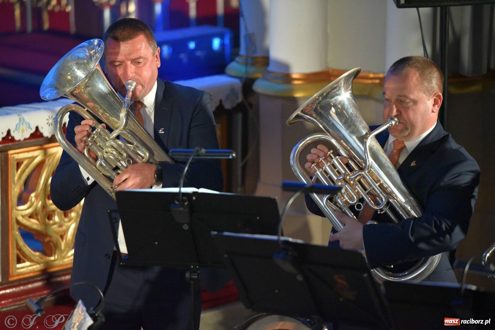 Zdjęcie w galerii na portalu naszraciborz.pl: Solidaris Bras i młodzi wirtuozi organów w kościele na Ostrogu wiadomości z regionu