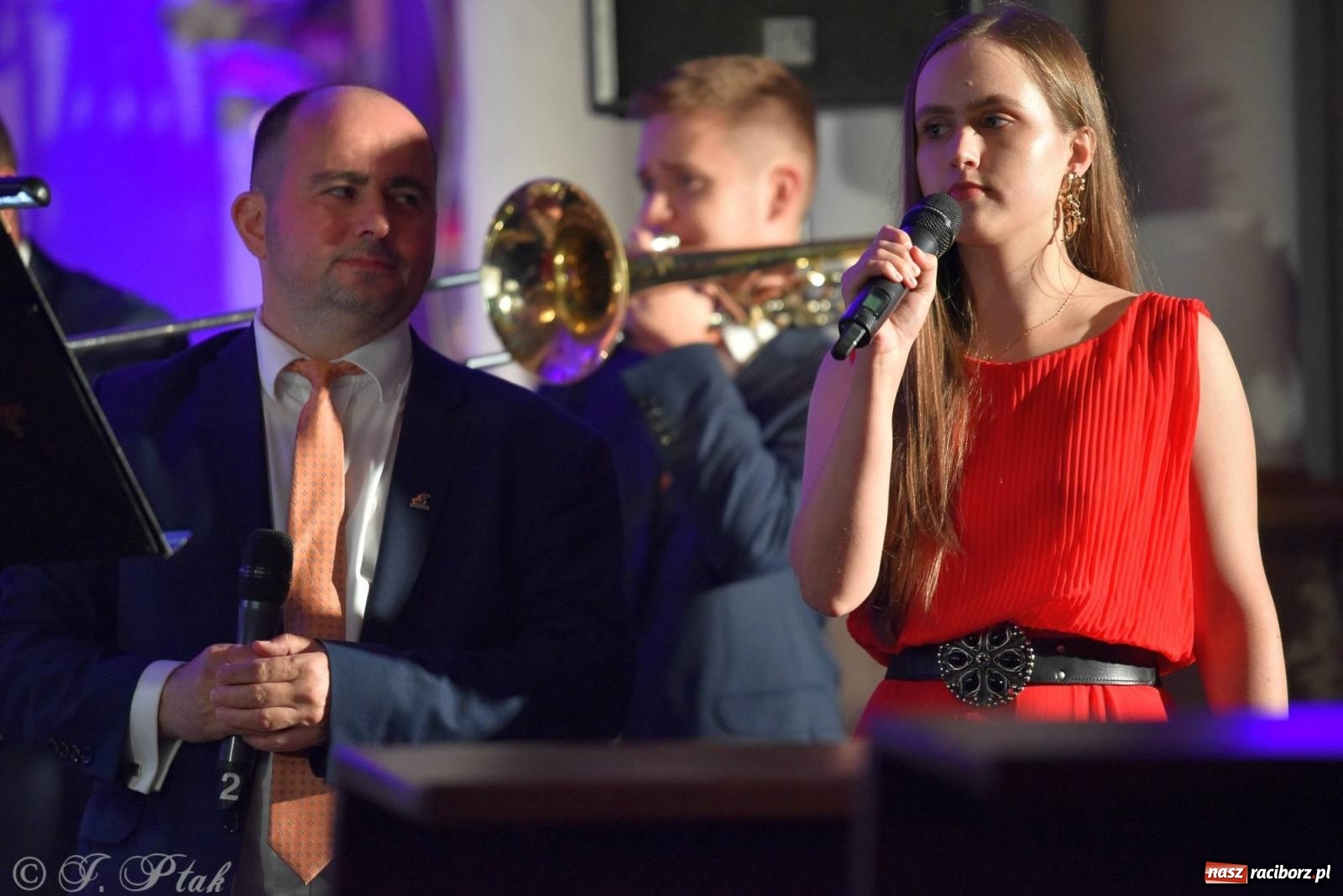 Zdjęcie w galerii na portalu naszraciborz.pl: Solidaris Bras i młodzi wirtuozi organów w kościele na Ostrogu wiadomości z regionu