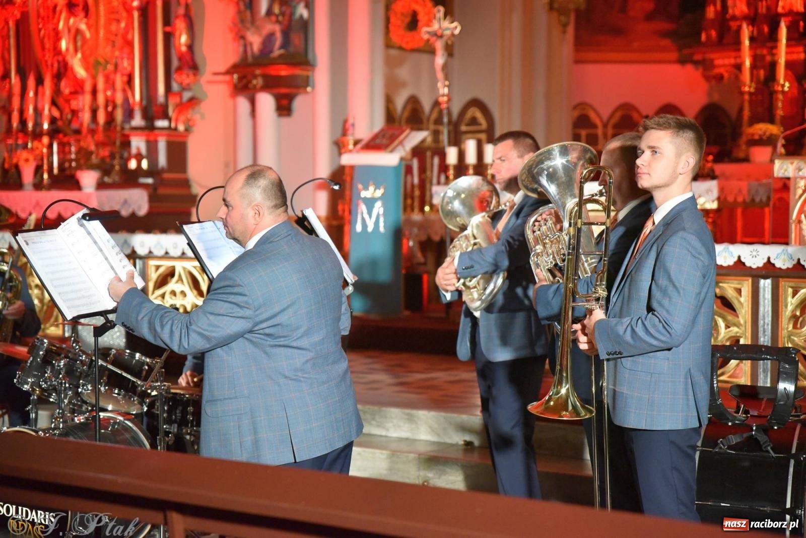 Zdjęcie w galerii na portalu naszraciborz.pl: Solidaris Bras i młodzi wirtuozi organów w kościele na Ostrogu wiadomości z regionu