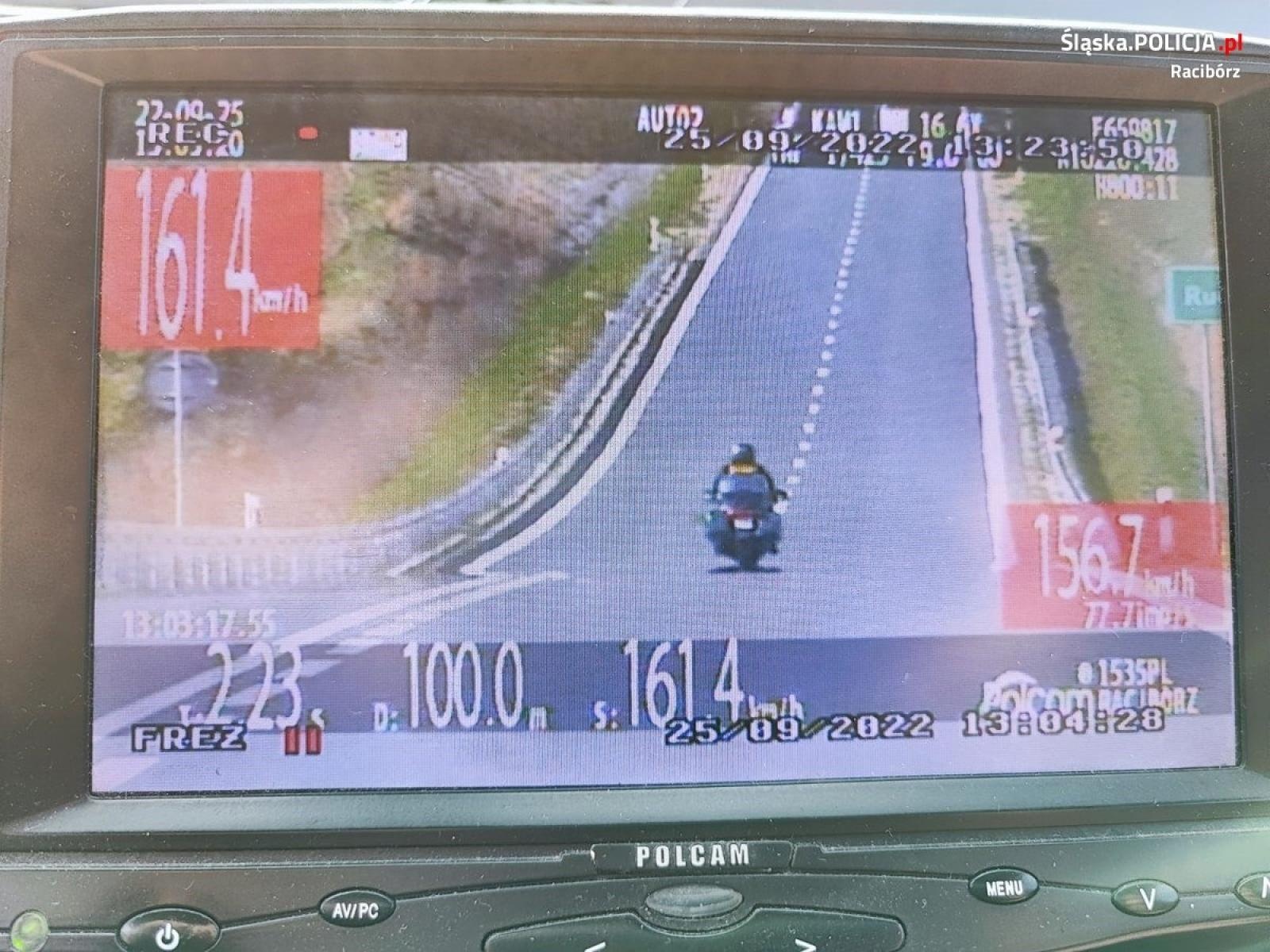 Zdjęcie w galerii na portalu naszraciborz.pl: Brawura w Rudach i na obwodnicy. Jednemu kierowcy zatrzymano prawo jazdy wiadomości z regionu