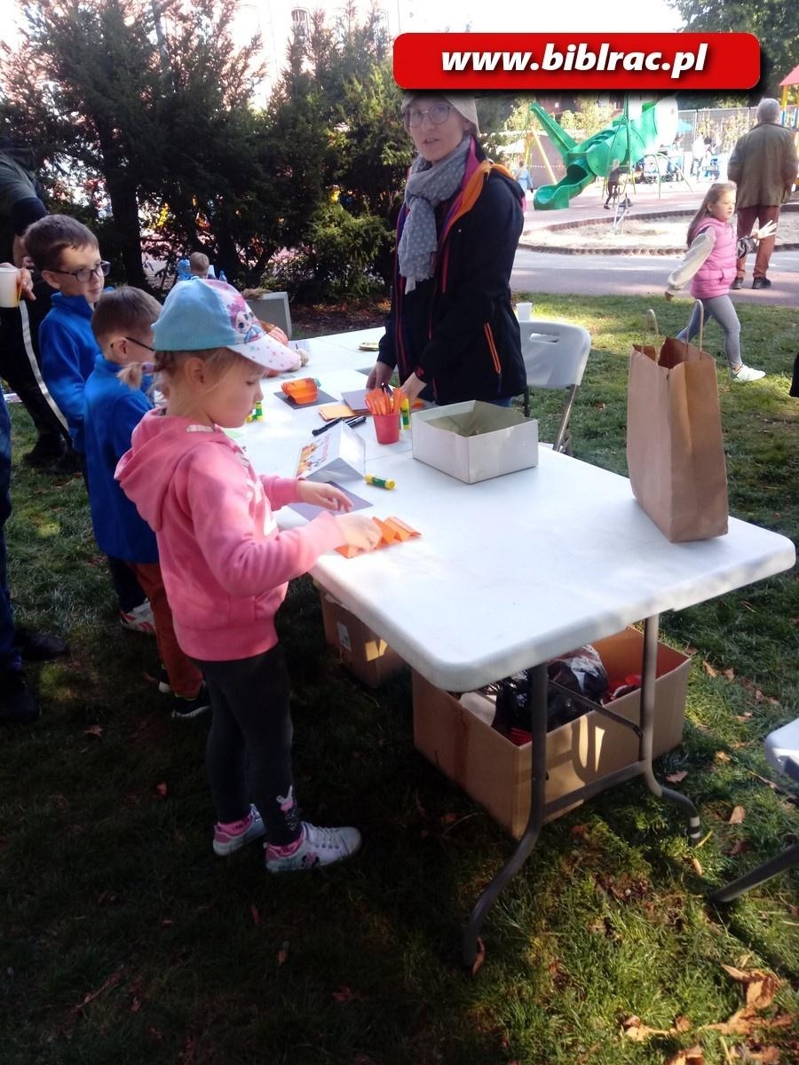 Zdjęcie w galerii na portalu naszraciborz.pl: Raciborska książnica na Święcie Dyni wiadomości z regionu