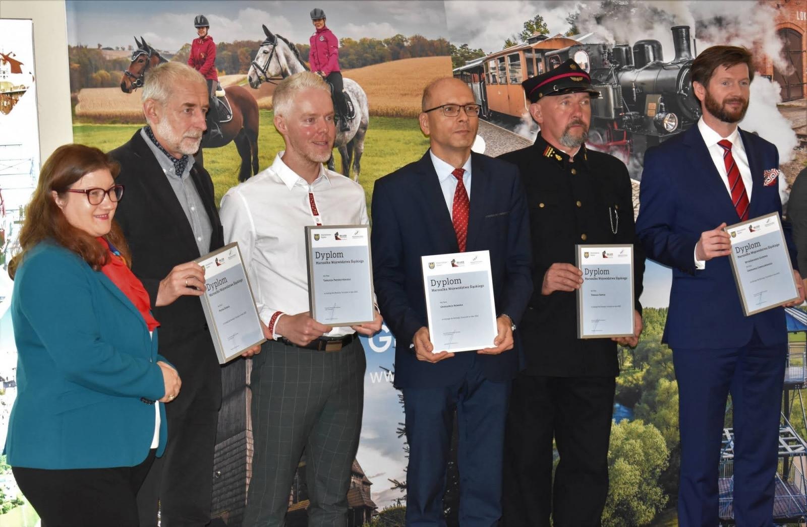 Zdjęcie w galerii na portalu naszraciborz.pl: Wojewódzkie obchody Światowego Dnia Turystyki. Dwa wyróżnienia dla raciborzan wiadomości z regionu