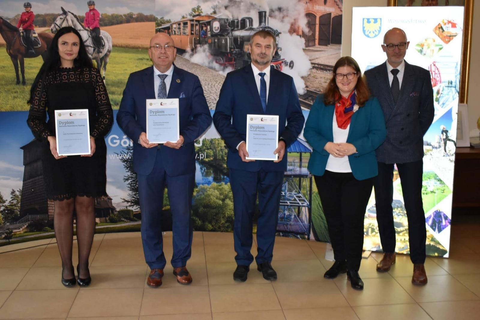 Zdjęcie w galerii na portalu naszraciborz.pl: Wojewódzkie obchody Światowego Dnia Turystyki. Dwa wyróżnienia dla raciborzan wiadomości z regionu