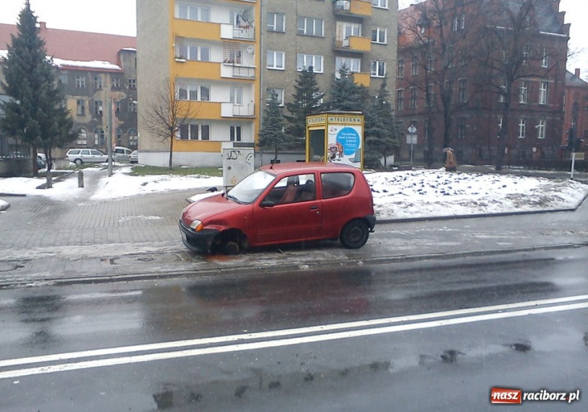Zdjęcie w galerii na portalu naszraciborz.pl: Jak miasto dba o swoją drogę wiadomości z regionu