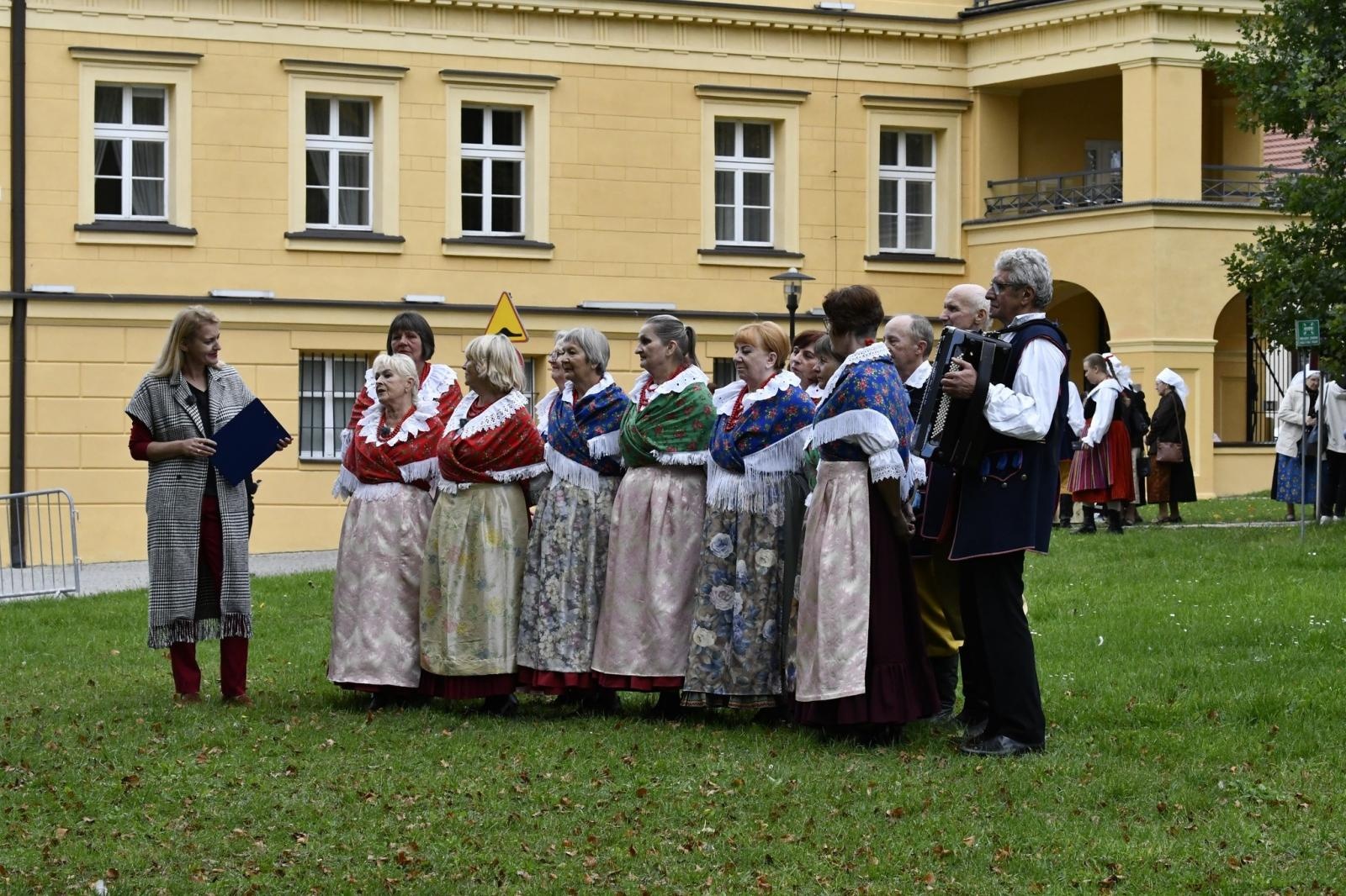 Zdjęcie w galerii na portalu naszraciborz.pl: Raciborskie Frelki, Bombelki i Strzecha z sukcesami na Śląskim Śpiewaniu 2022 wiadomości z regionu
