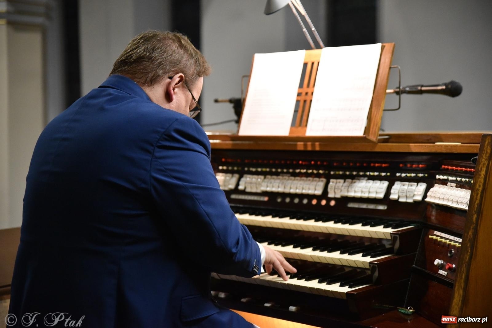 Zdjęcie w galerii na portalu naszraciborz.pl: Dni Muzyki Organowej i Kameralnej im. Henryka Klai za nami [FOTO i WIDEO] wiadomości z regionu