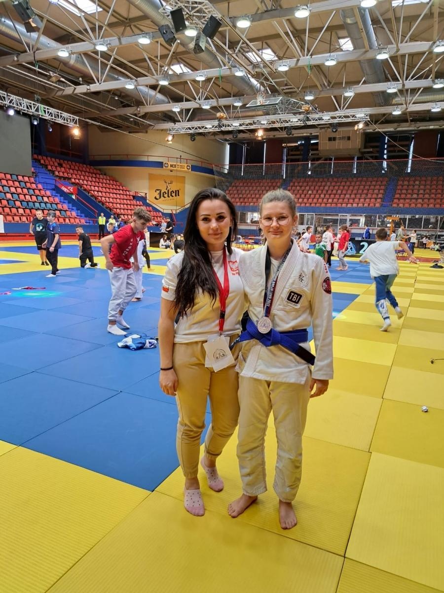 Zdjęcie w galerii na portalu naszraciborz.pl: Udany start Ewy Szymik podczas zawodów Jiu Jitsu w Banja Luce wiadomości z regionu