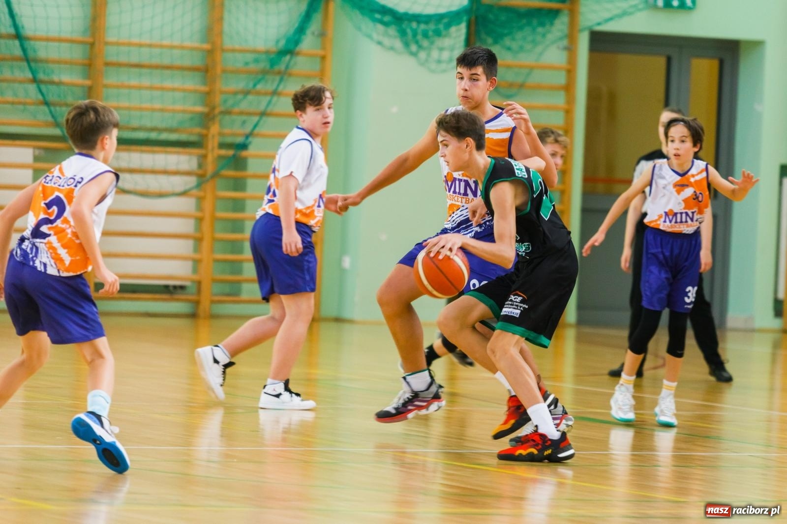 Zdjęcie w galerii na portalu naszraciborz.pl: Koszykówka. Choć bardzo się starali, Opola nie pokonali [FOTO] wiadomości z regionu