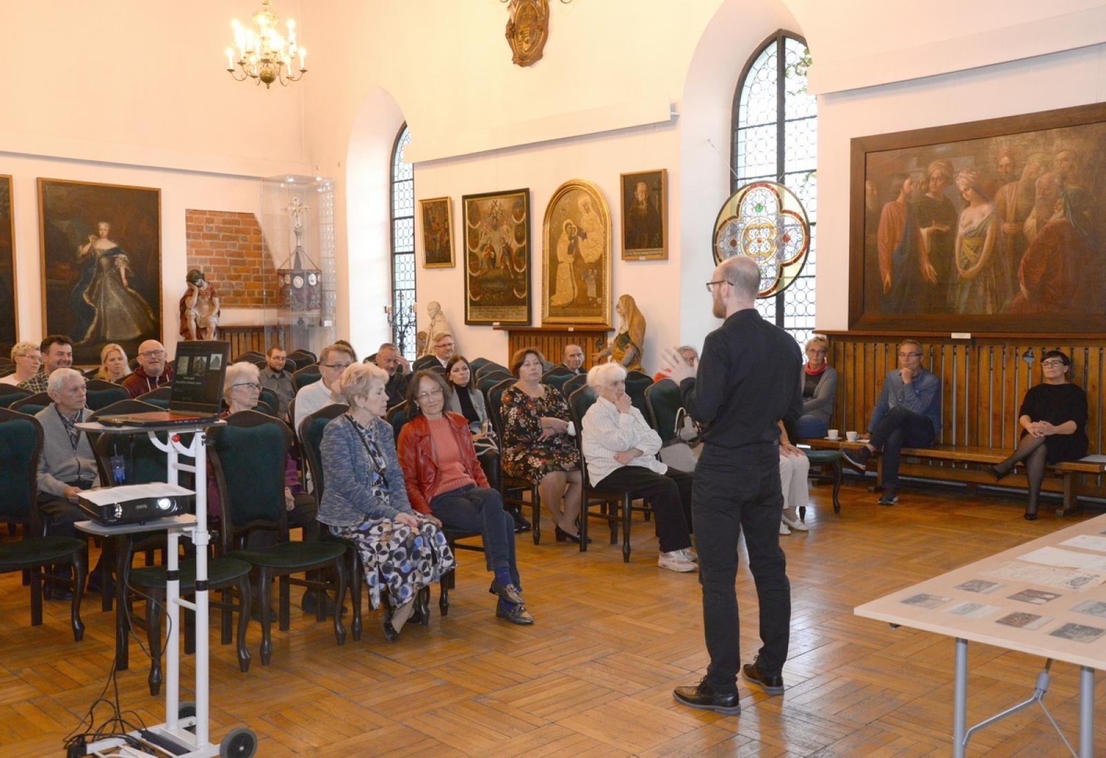 Zdjęcie w galerii na portalu naszraciborz.pl: Czwartkowe spotkania w Muzeum coraz popularniejsze wiadomości z regionu