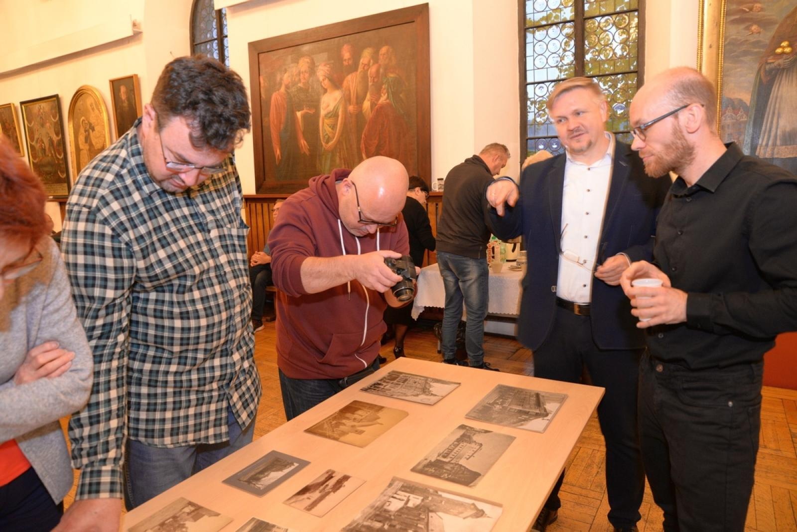 Zdjęcie w galerii na portalu naszraciborz.pl: Czwartkowe spotkania w Muzeum coraz popularniejsze wiadomości z regionu
