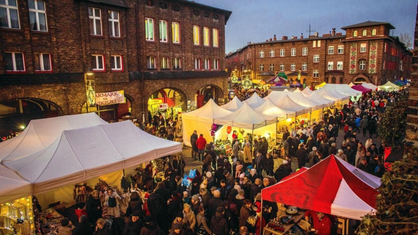 Zdjęcie w galerii na portalu naszraciborz.pl: Drezno, Wiedeń, Brno, Nikiszowiec a może Gdańsk? – zobacz najpiękniejsze Jarmarki Świąteczne! wiadomości z regionu