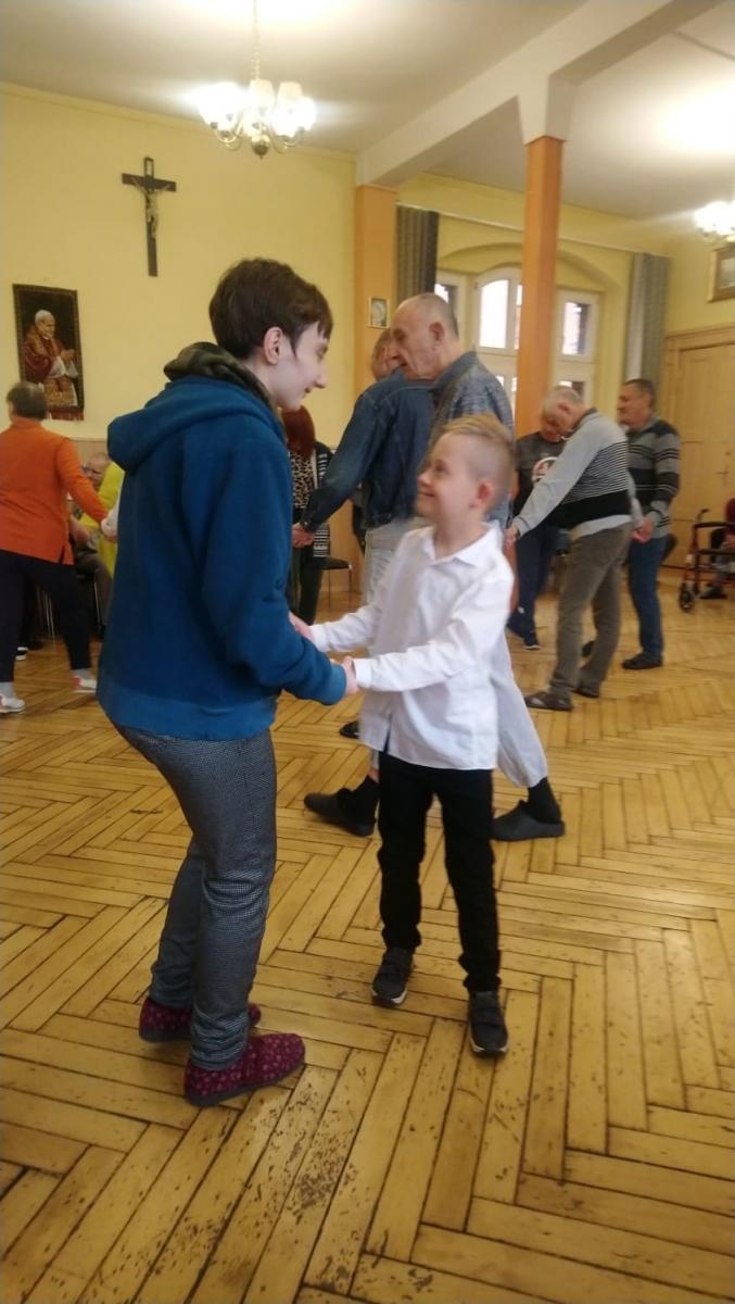 Zdjęcie w galerii na portalu naszraciborz.pl: Dzień Seniora: Promyk słońca w Domu św. Notburgi wiadomości z regionu