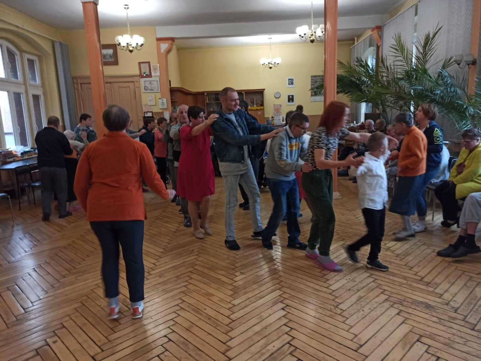 Zdjęcie w galerii na portalu naszraciborz.pl: Dzień Seniora: Promyk słońca w Domu św. Notburgi wiadomości z regionu