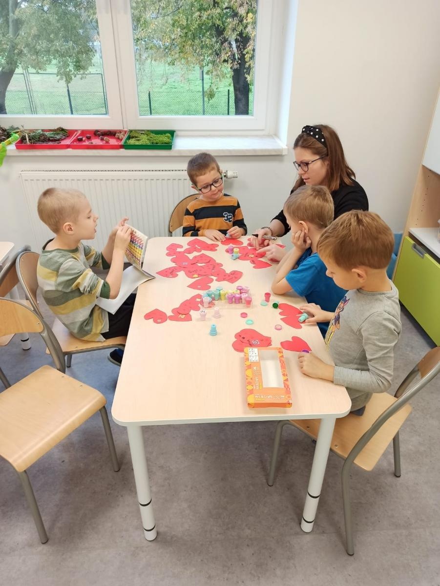 Zdjęcie w galerii na portalu naszraciborz.pl: Dzień Seniora: Promyk słońca w Domu św. Notburgi wiadomości z regionu