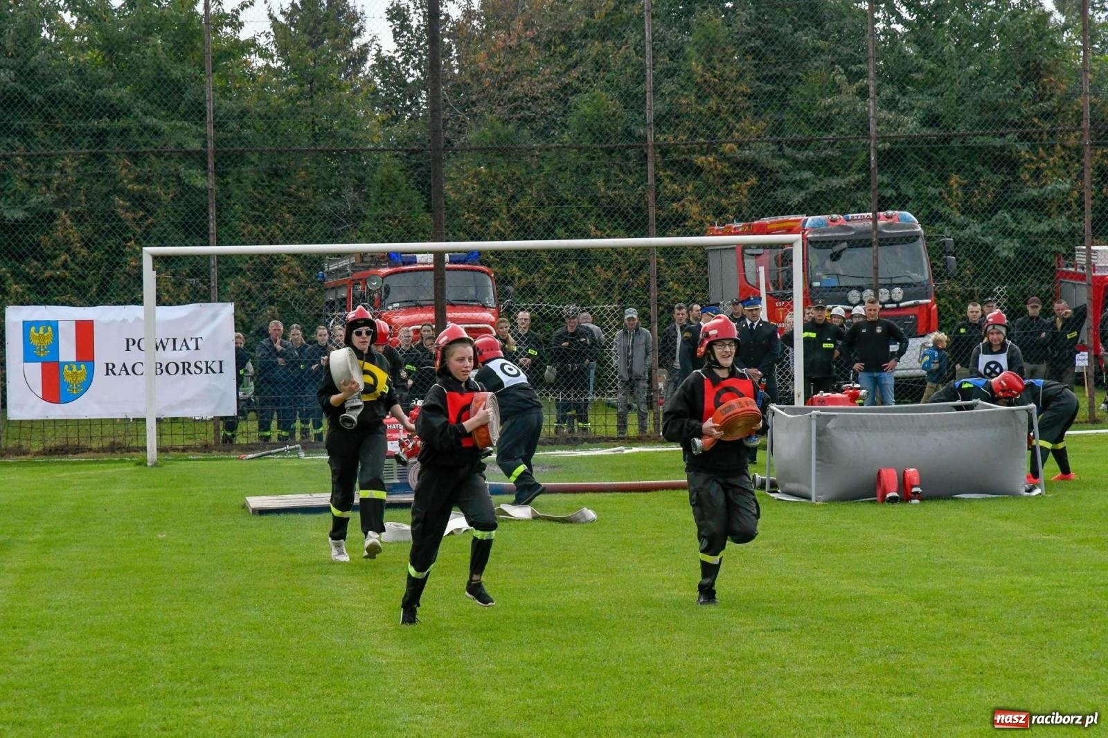 Zdjęcie w galerii na portalu naszraciborz.pl: Powiatowe zawody sportowo-pożarnicze w Pietrowicach Wielkich [FOTO i WIDEO] wiadomości z regionu