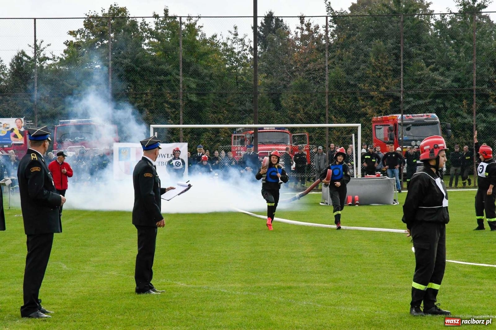 Zdjęcie w galerii na portalu naszraciborz.pl: Powiatowe zawody sportowo-pożarnicze w Pietrowicach Wielkich [FOTO i WIDEO] wiadomości z regionu