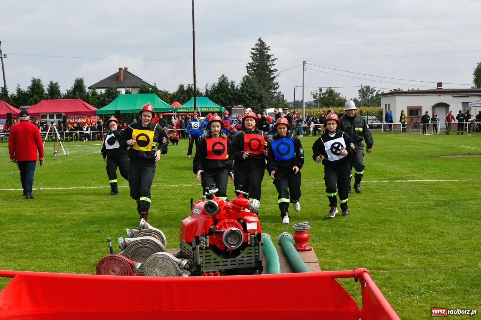 Zdjęcie w galerii na portalu naszraciborz.pl: Powiatowe zawody sportowo-pożarnicze w Pietrowicach Wielkich [FOTO i WIDEO] wiadomości z regionu