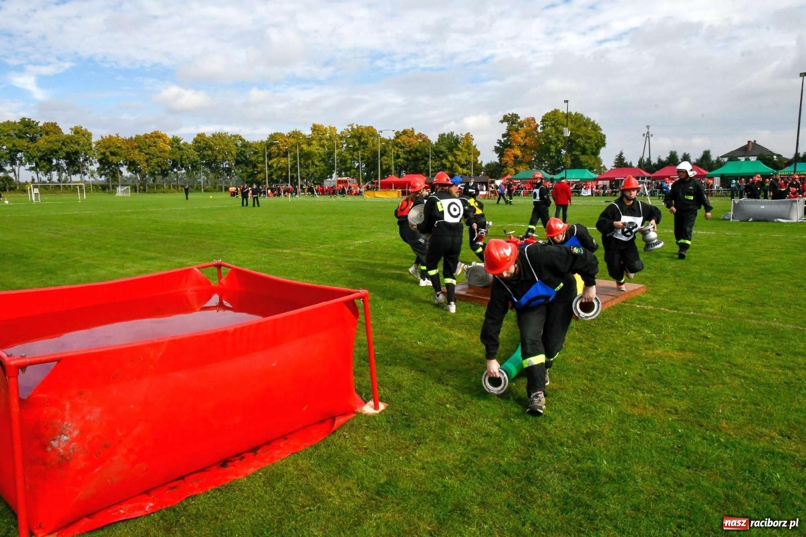 Zdjęcie w galerii na portalu naszraciborz.pl: Powiatowe zawody sportowo-pożarnicze w Pietrowicach Wielkich [FOTO i WIDEO] wiadomości z regionu