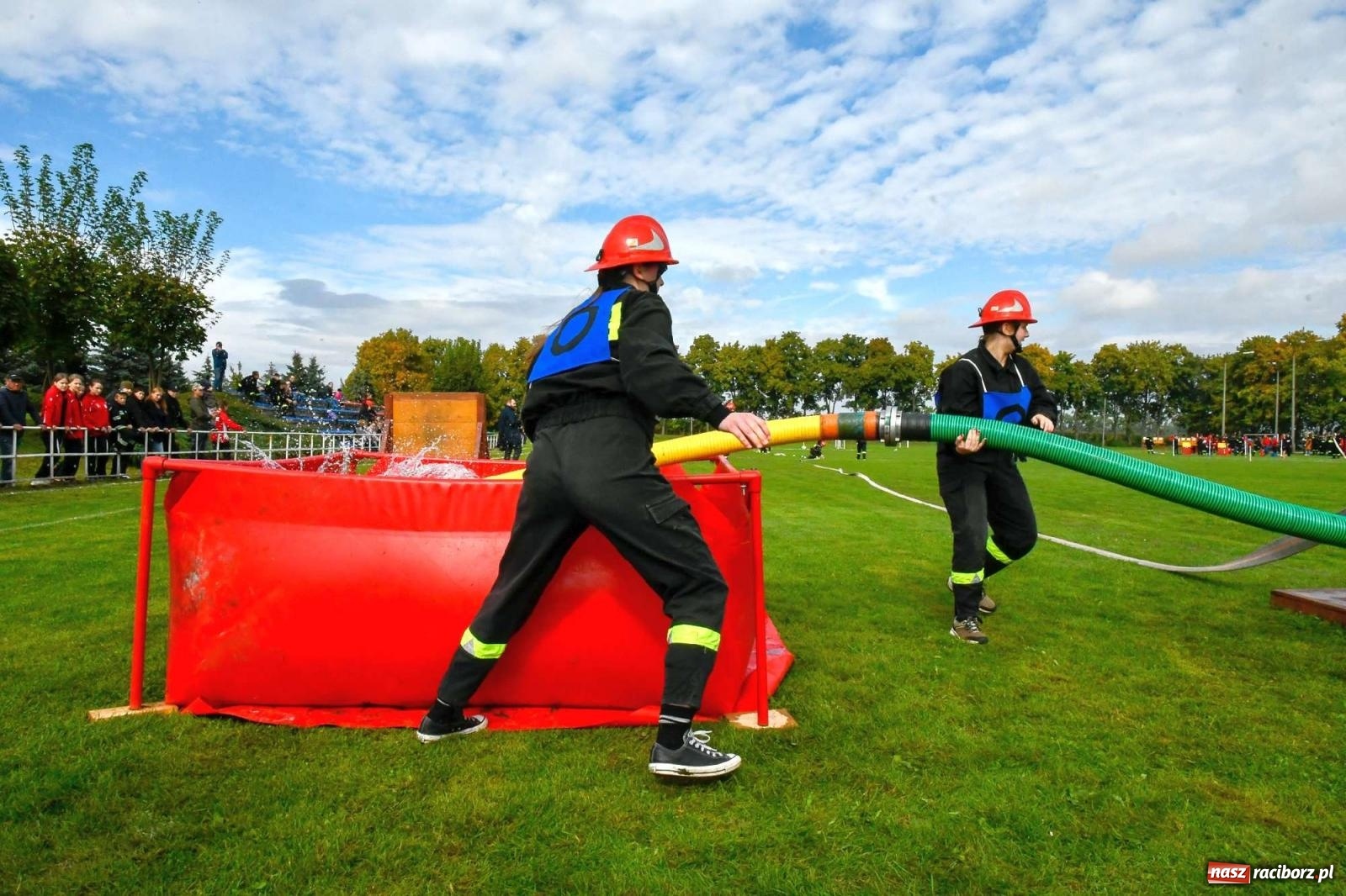 Zdjęcie w galerii na portalu naszraciborz.pl: Powiatowe zawody sportowo-pożarnicze w Pietrowicach Wielkich [FOTO i WIDEO] wiadomości z regionu