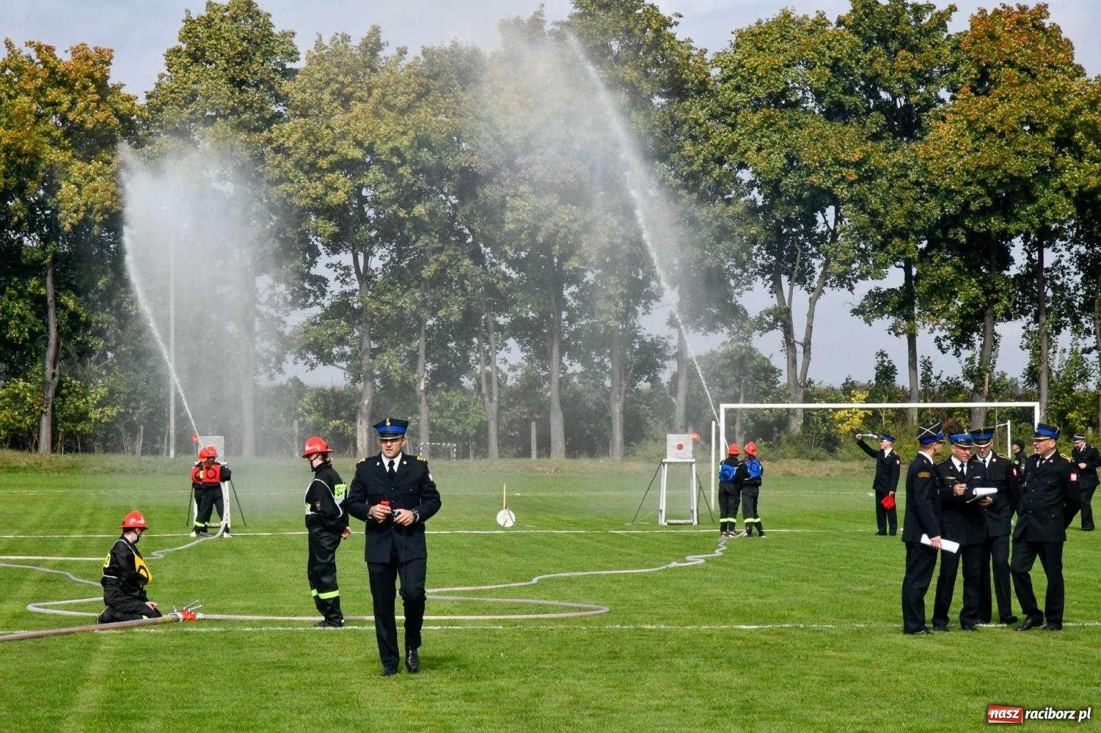 Zdjęcie w galerii na portalu naszraciborz.pl: Powiatowe zawody sportowo-pożarnicze w Pietrowicach Wielkich [FOTO i WIDEO] wiadomości z regionu