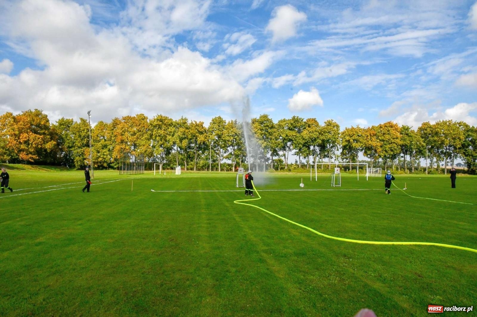 Zdjęcie w galerii na portalu naszraciborz.pl: Powiatowe zawody sportowo-pożarnicze w Pietrowicach Wielkich [FOTO i WIDEO] wiadomości z regionu