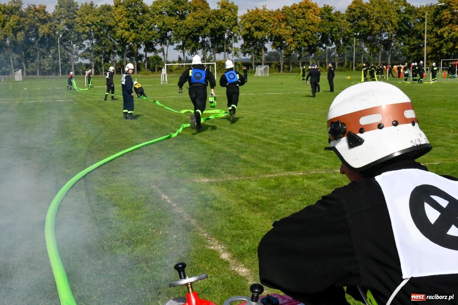 Zdjęcie w galerii na portalu naszraciborz.pl: Powiatowe zawody sportowo-pożarnicze w Pietrowicach Wielkich [FOTO i WIDEO] wiadomości z regionu