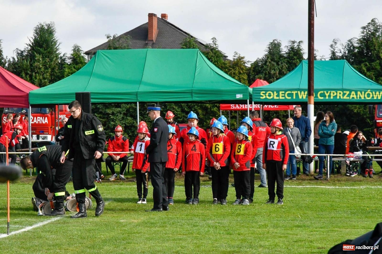 Zdjęcie w galerii na portalu naszraciborz.pl: Powiatowe zawody sportowo-pożarnicze w Pietrowicach Wielkich [FOTO i WIDEO] wiadomości z regionu