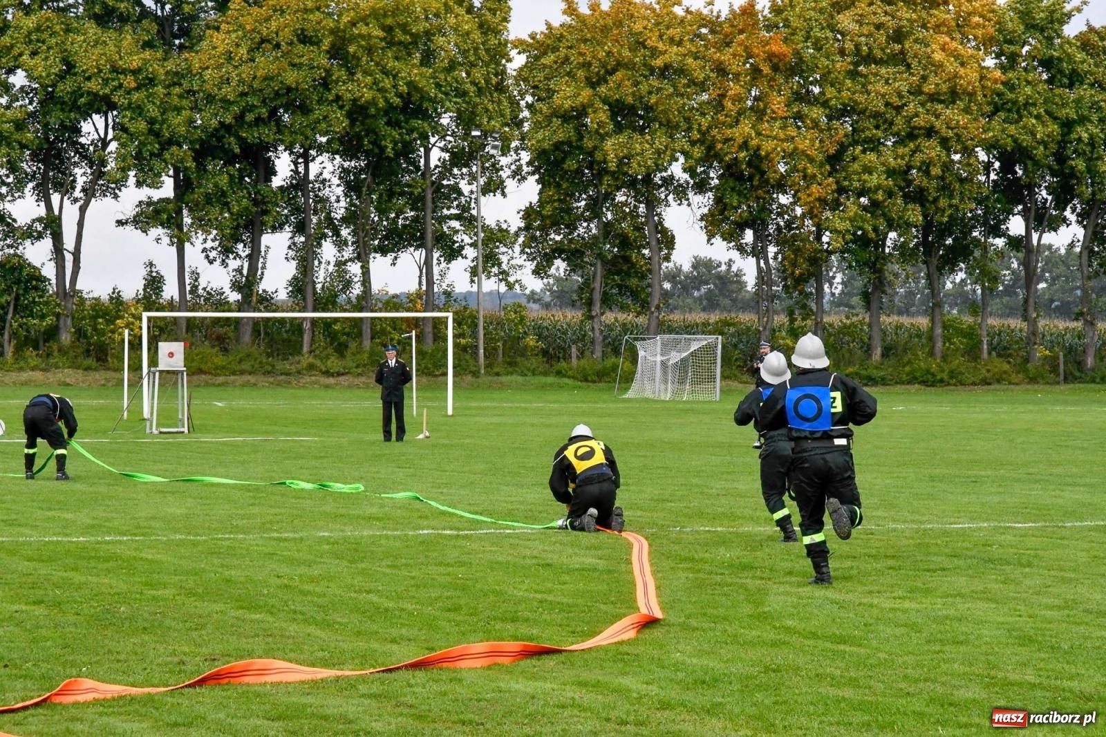 Zdjęcie w galerii na portalu naszraciborz.pl: Powiatowe zawody sportowo-pożarnicze w Pietrowicach Wielkich [FOTO i WIDEO] wiadomości z regionu