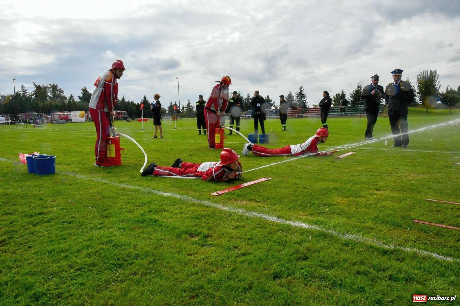 Zdjęcie w galerii na portalu naszraciborz.pl: Powiatowe zawody sportowo-pożarnicze w Pietrowicach Wielkich [FOTO i WIDEO] wiadomości z regionu
