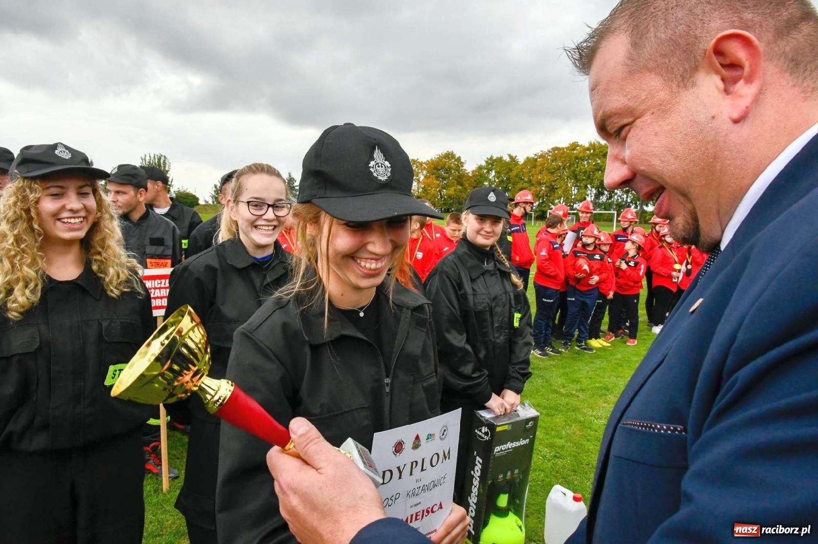 Zdjęcie w galerii na portalu naszraciborz.pl: Powiatowe zawody sportowo-pożarnicze w Pietrowicach Wielkich [FOTO i WIDEO] wiadomości z regionu