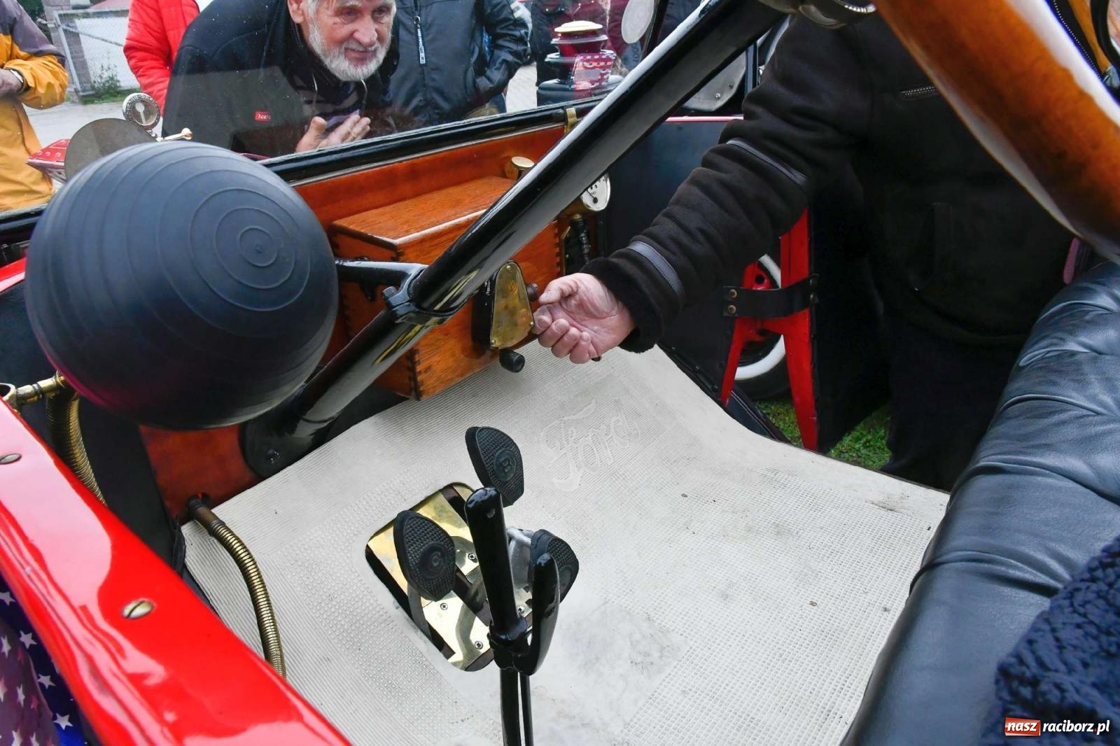 Zdjęcie w galerii na portalu naszraciborz.pl: Motorowe pożegnanie sezonu w Zabełkowie [FOTO i WIDEO] wiadomości z regionu